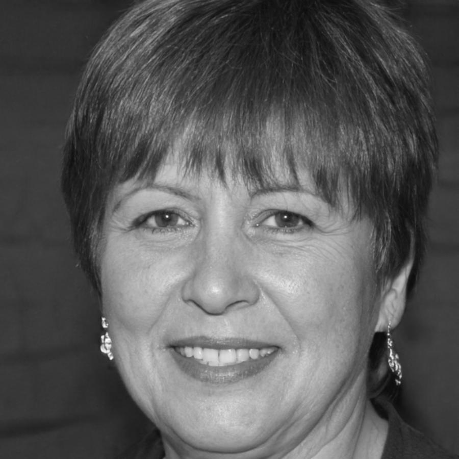 Instructora especializada en planificación financiera personal
